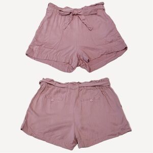 Dynamite Salmon Pink High-Waisted Ruffled Bermuda Shorts with Pockets, Size M